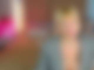 Live cam show with Ann - Middle Aged on xheatlive.com