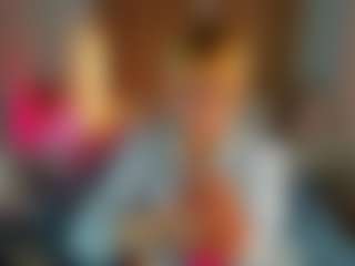 Live cam show with Ann - Athletic Middle Aged on hornycams.live