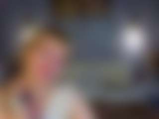 Live cam show with Ann - Mature on Camsoda