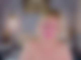 Live cam show with Ann - Skinny MILF on Camming Site