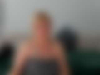 Live cam show with Ann - Athletic Middle Aged on Camsoda