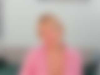 Live cam show with Ann - Mature on Camsoda