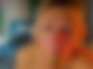 Live cam show with Ann - Oil on Camsoda