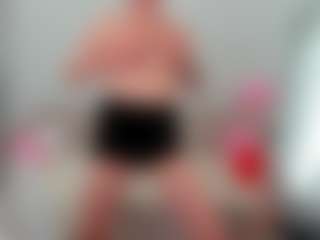 Live cam show with Ann - Mature on Camversity