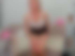 Live cam show with Ann - Mature Young Adult on fuck-show.com