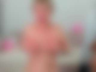 Live cam show with Ann - Athletic Middle Aged on Camversity