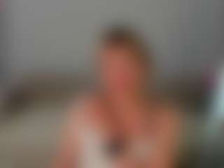 Ann's Live Sex Cam Show