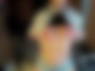 Live cam show with Ann - Middle Aged on live.xheat.ai
