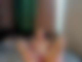 Live cam show with Ann - Athletic Middle Aged on live.xbliss.ai
