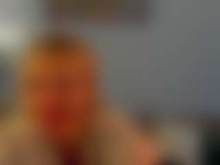 Live cam show with Ann - Mature Young Adult on Dolls Live