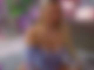 Live cam show with InnaClover - Blonde Hair on Camsoda