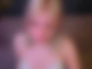 Live cam show with Kate - Body on Camsoda