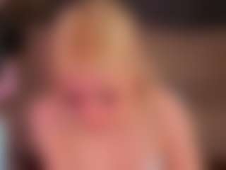 Live cam show with Kate - Play on live18s.com