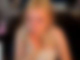 Live cam show with Kate - Massage on pussylord.com