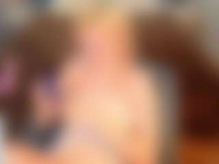 Live cam show with Kate - Bra on googirlz