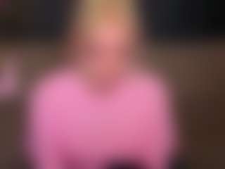 Live cam show with Kate - Blue Eyes on TeamSkeetLive