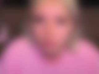 Live cam show with Kate - Oil on Free Soda