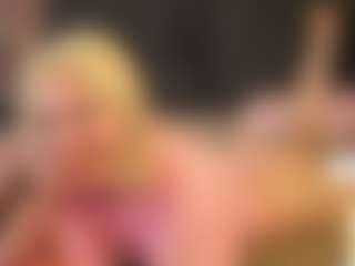Live cam show with Kate - Blonde Hair on Camming Site
