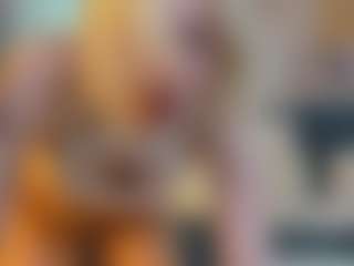 Live cam show with Kate - Bra on CamClone