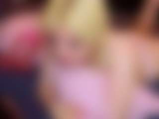 Live cam show with Kate - Bra on sexylivex.com