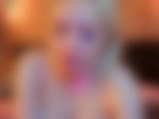Live cam show with Kate - Petite on Soda Cam