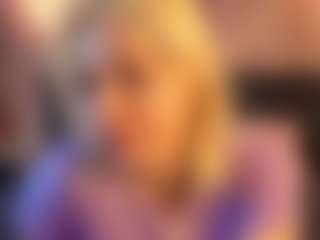 Live cam show with Kate - Bra on Camsoda