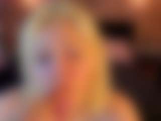 Live cam show with Kate - Blonde Hair on camtv