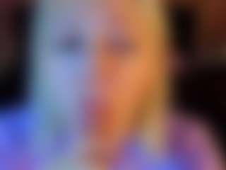 Live cam show with Kate - Blondie on chickslive.net