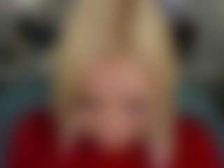 Live cam show with Kate - Camel Toe on Dolls Live