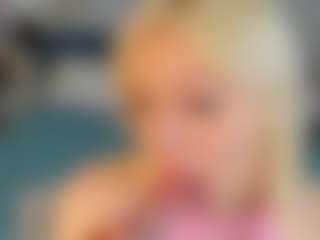 Live cam show with Kate - Camel Toe on nudelive.tv