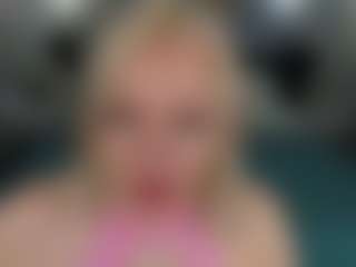 Live cam show with Kate - Blonde Hair on MyBangCams