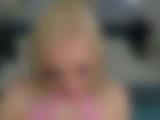 Live cam show with Kate - Camel Toe on boobsie.com