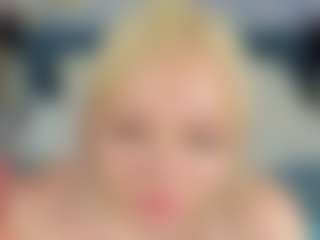 Live cam show with Kate - Blondie on CamwithHer