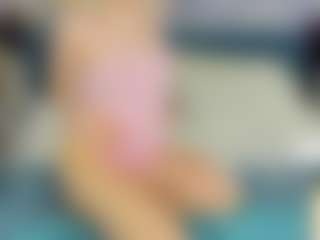 Live cam show with Kate - Body on milfzrlive.com