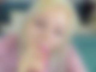 Live cam show with Kate - Oil on Camsoda