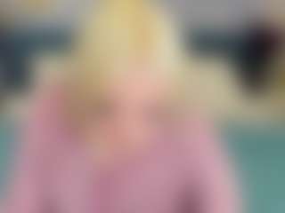 Live cam show with Kate - Sex on CamwithHer