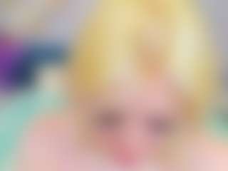 Live cam show with Kate - Student on TottyGirls