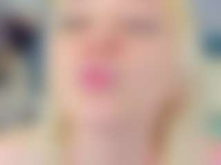 Live cam show with Kate - Blonde Hair Petite on Streamer API