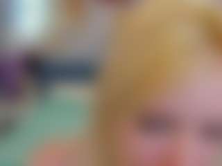 Live cam show with Kate - Student on Dolls Live