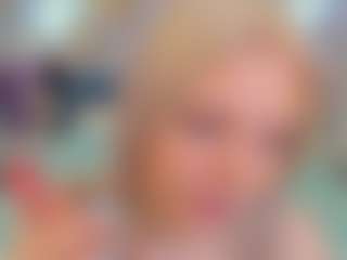 Live cam show with Kate - Bra on slutload