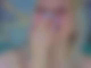 Live cam show with Kate - Bra on Camsoda