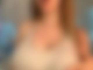 Live cam show with Viola - Genital Piercings on AdultVida.com