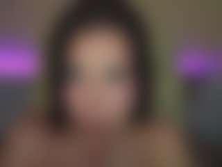 OliviaMore's Live Sex Cam Show