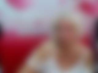 Live cam show with RenataDaster - Eating Pussy on Mixed Magazine Live