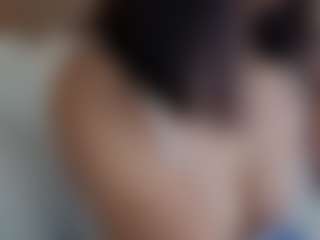 Live cam show with Riddle-Layla - Oil on Fit Hotties