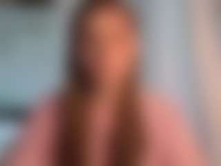 Live cam show with RobertoJoslyn - Gray Eyes on Camiplay Live