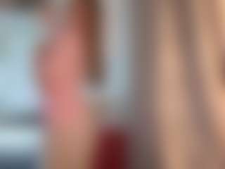 Live cam show with RobertoJoslyn - Straight on CamwithHer