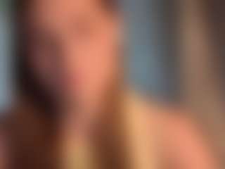 Live cam show with RobertoJoslyn - Living Room on fapnchat