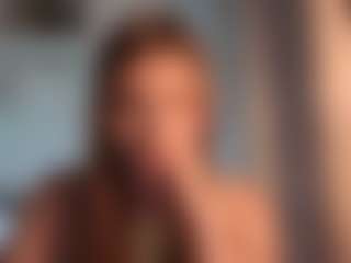 Live cam show with RobertoJoslyn - Tiny on Mixed Magazine Live