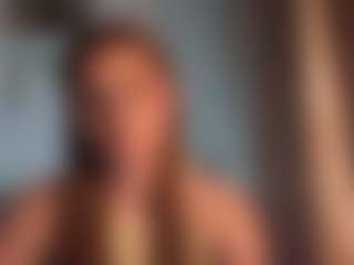Live cam show with RobertoJoslyn - Green Eyes on SpunkLive